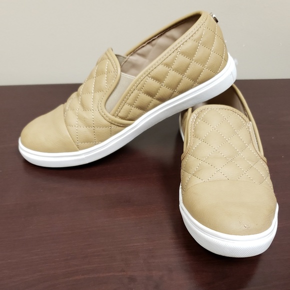 Steve Madden Shoes - [Steve Madden] quilted slip-ons